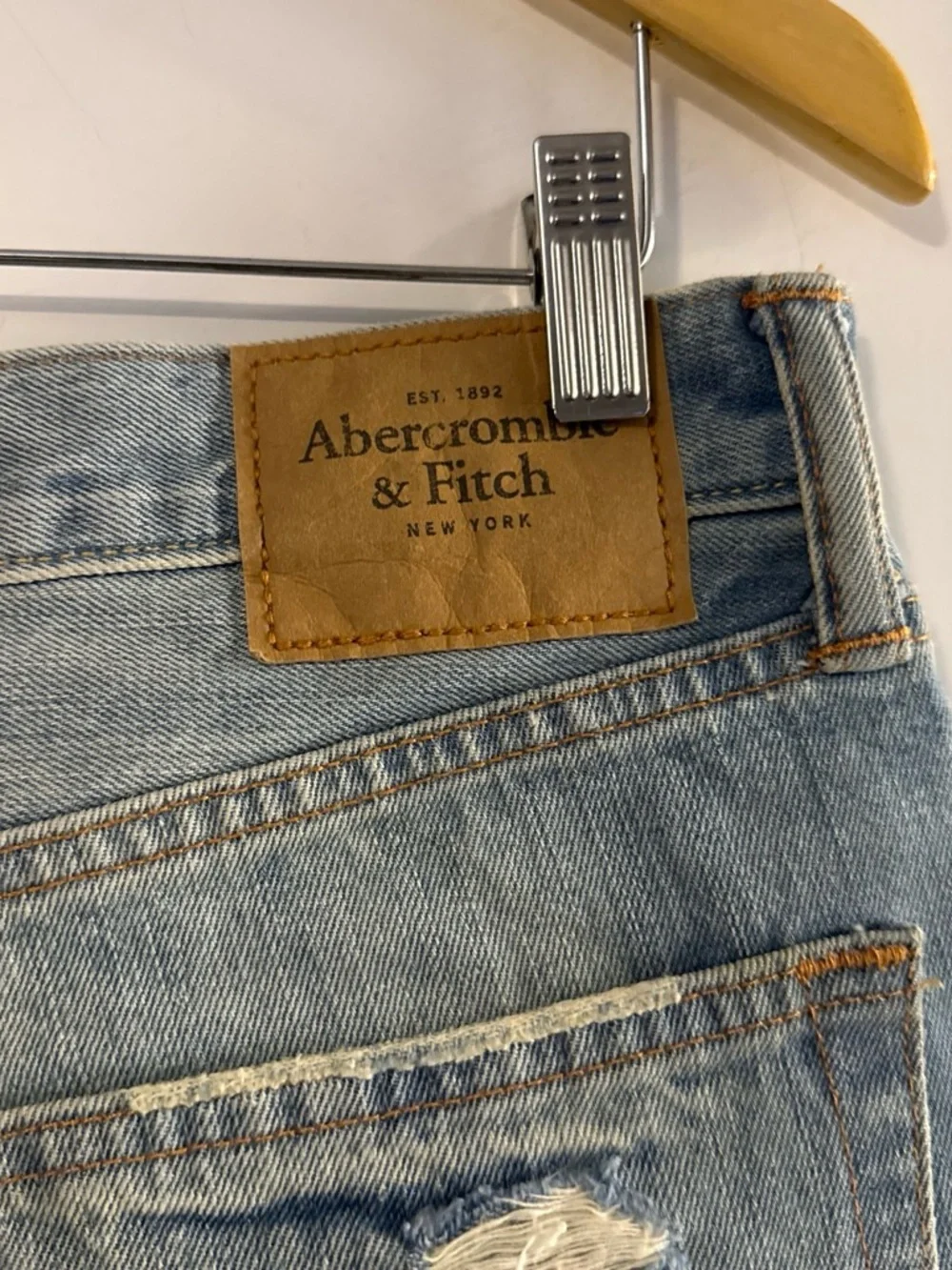Abercrombie & Fitch relaxed fit